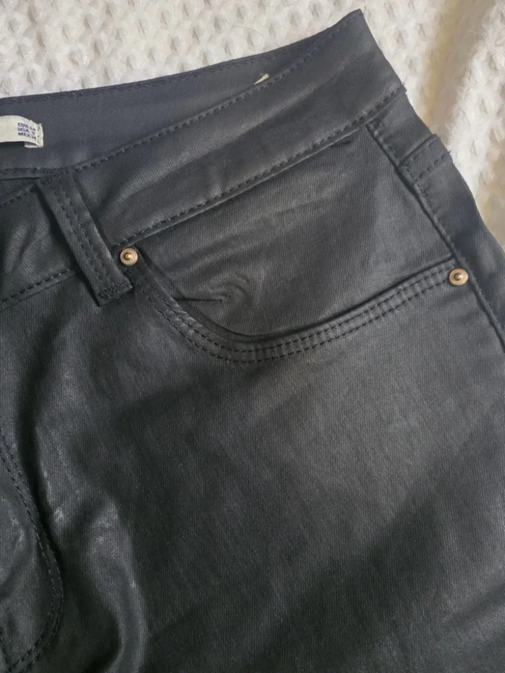 Zara Women's Black Skinny Jeans -Slim Fit